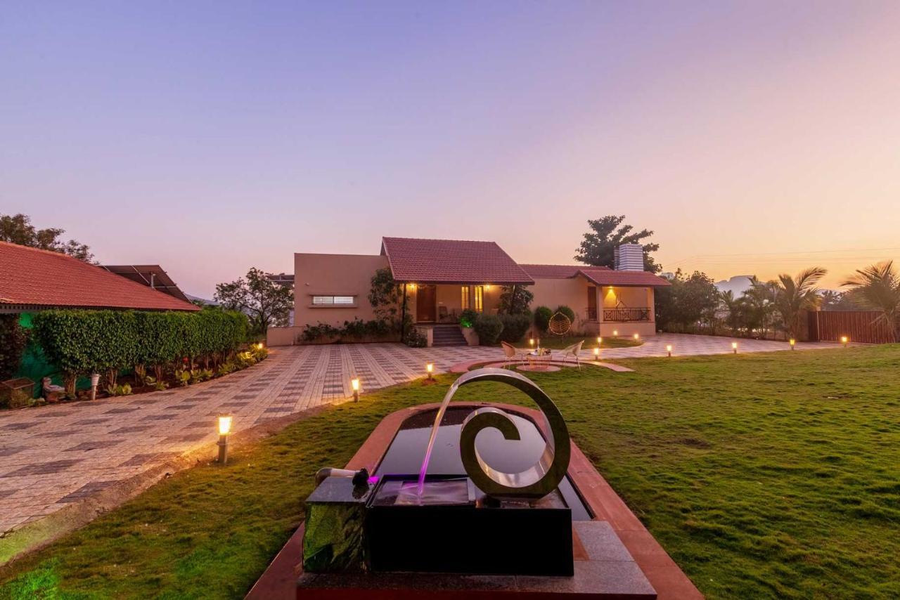 Luna Villa By Stayvista - Lakeside Charm With Terrace, Lush Lawn & Modern Decor Nashik Extérieur photo